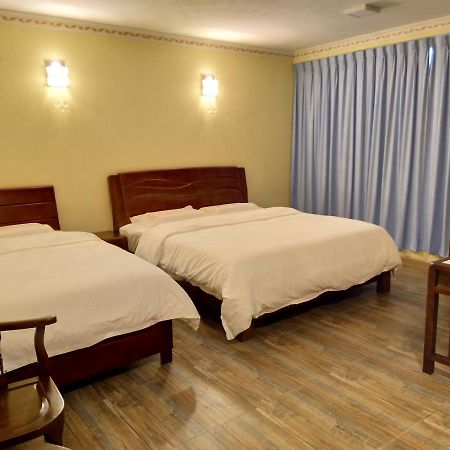 Uncle Ho Motel Papar エクステリア 写真