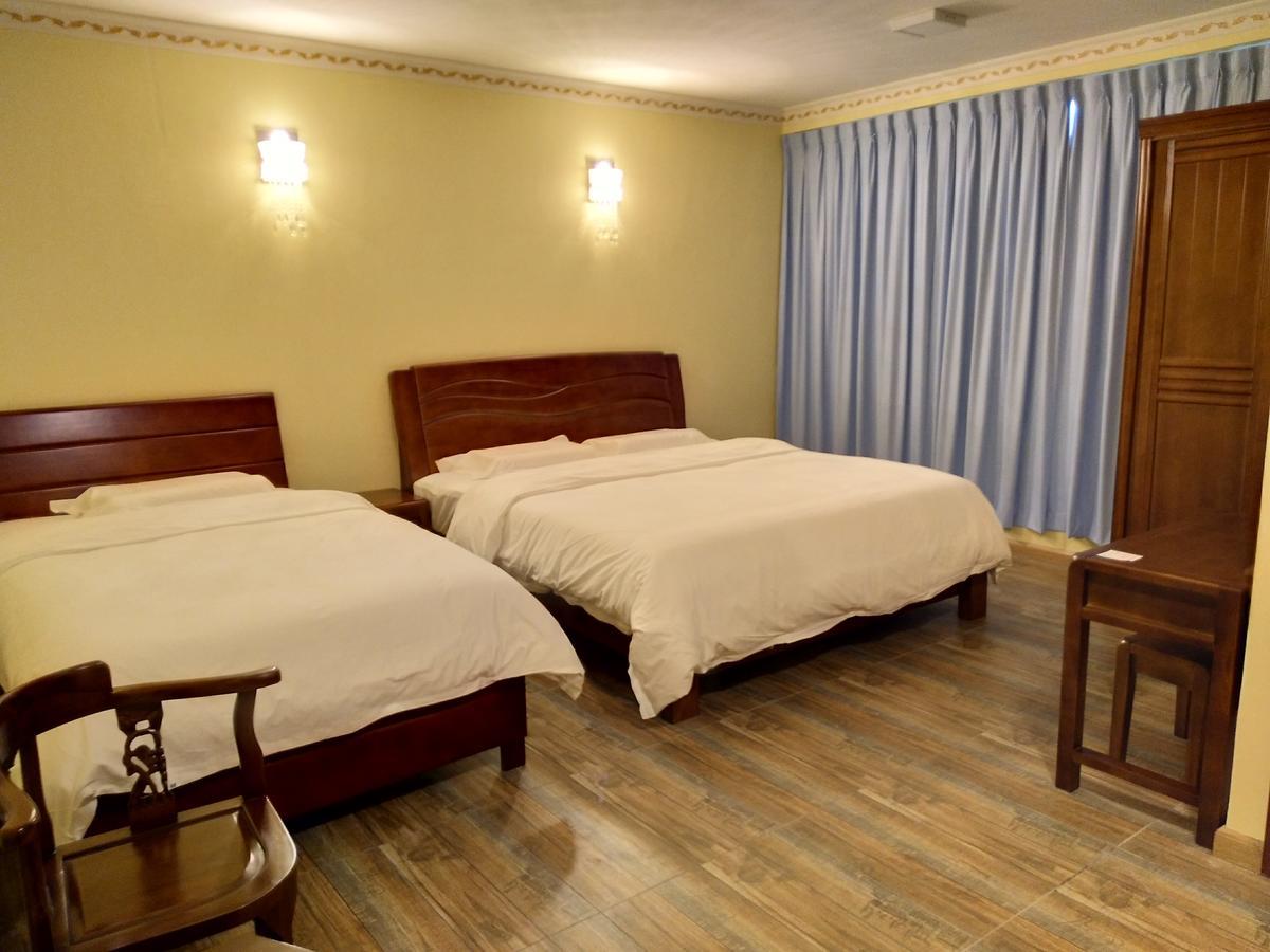 Uncle Ho Motel Papar エクステリア 写真